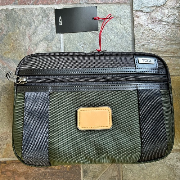 Tumi Other - NWT men’s shave McGuire toiletry kit